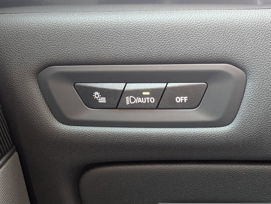 Used 2026 BMW X5 M60i image 46