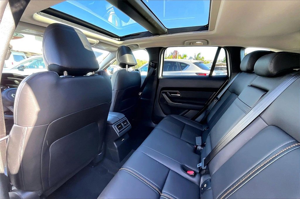 Certified 2025 MAZDA CX-50 AWD 2.5 Hybrid w/ Premium Pkg image 16