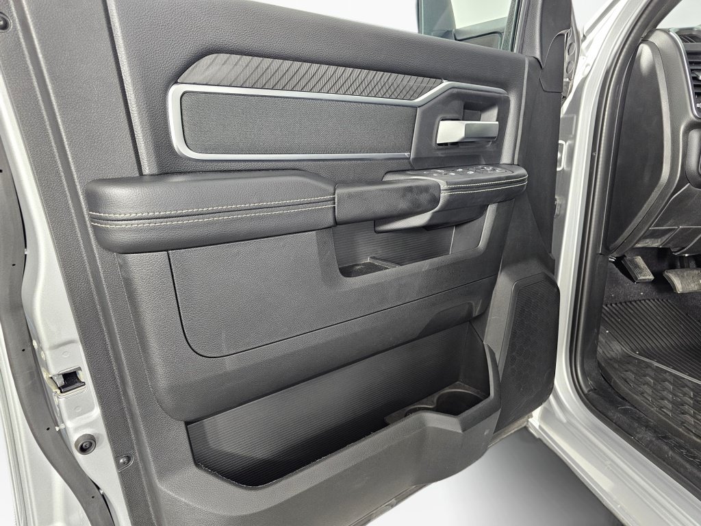 New 2026 RAM 3500 Big Horn AWD/4WD image 20