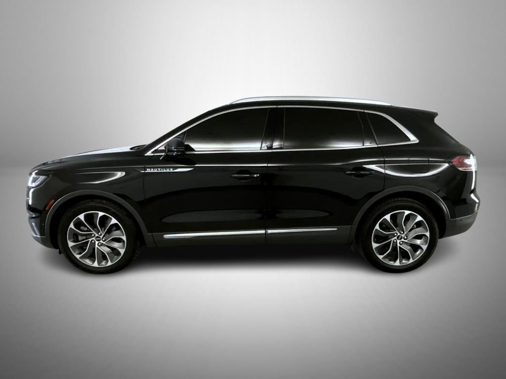 Used 2022 Lincoln Nautilus Reserve AWD/4WD image 8