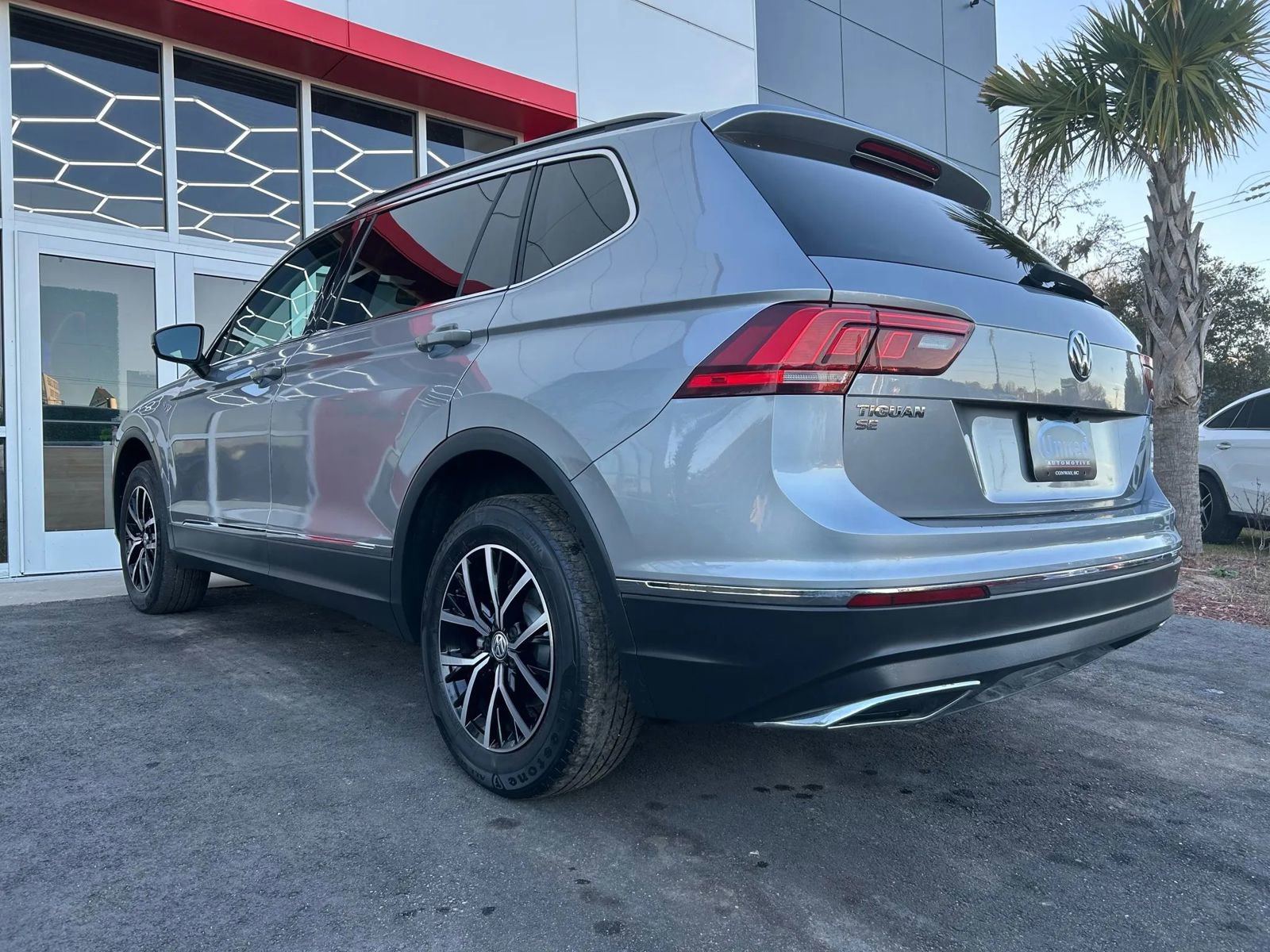 Used 2021 Volkswagen Tiguan S image 6