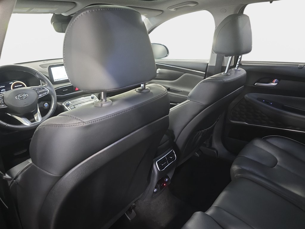 Used 2023 Hyundai Santa Fe Limited AWD/4WD image 12
