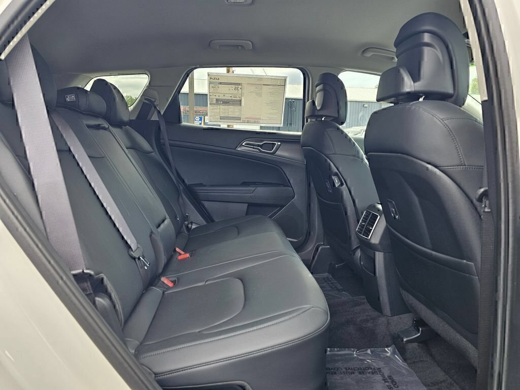 New 2026 Kia Sportage EX AWD/4WD image 12