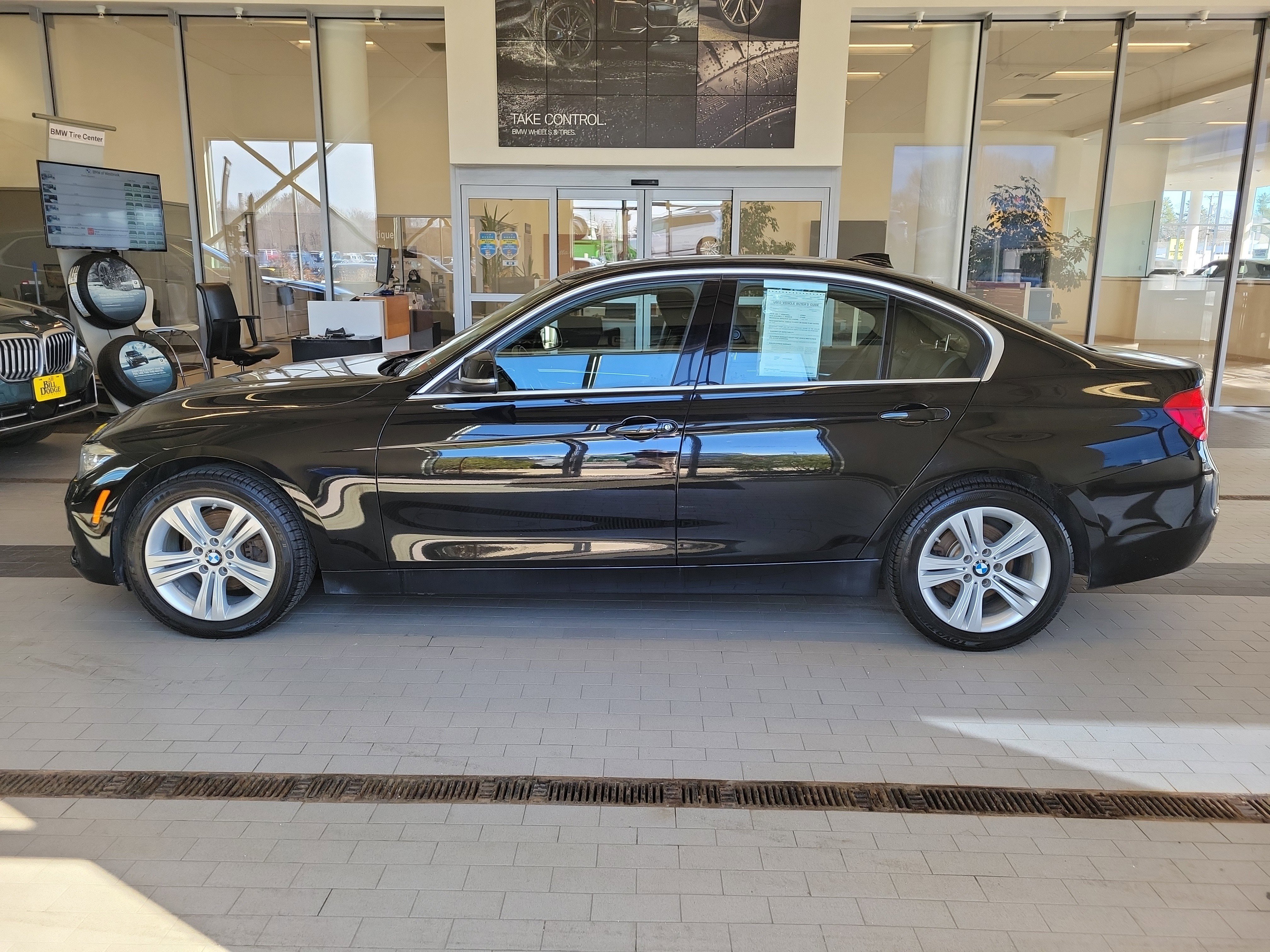 Used 2018 BMW 330i xDrive Sedan image 8