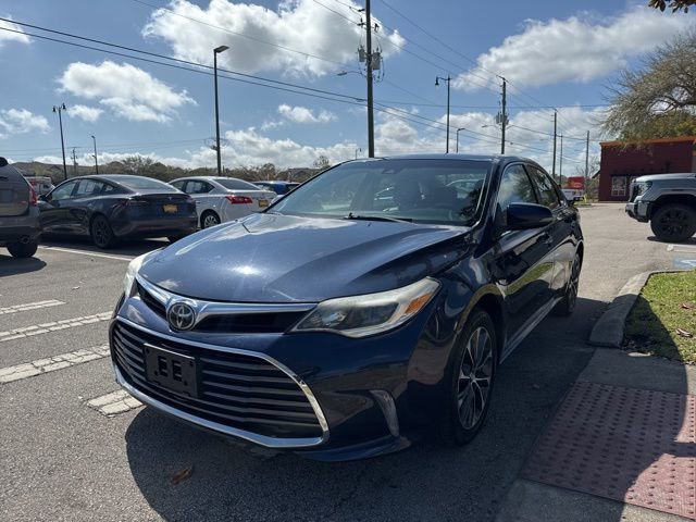 Used 2018 Toyota Avalon XLE image 4