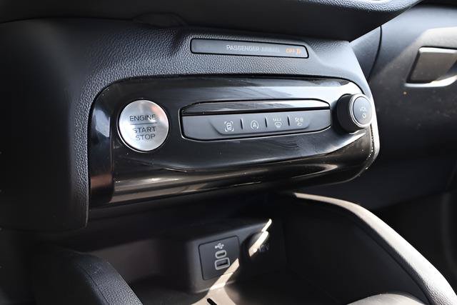 Used 2025 Ford Escape Active w/ Tech Pack #1 AWD/4WD image 24