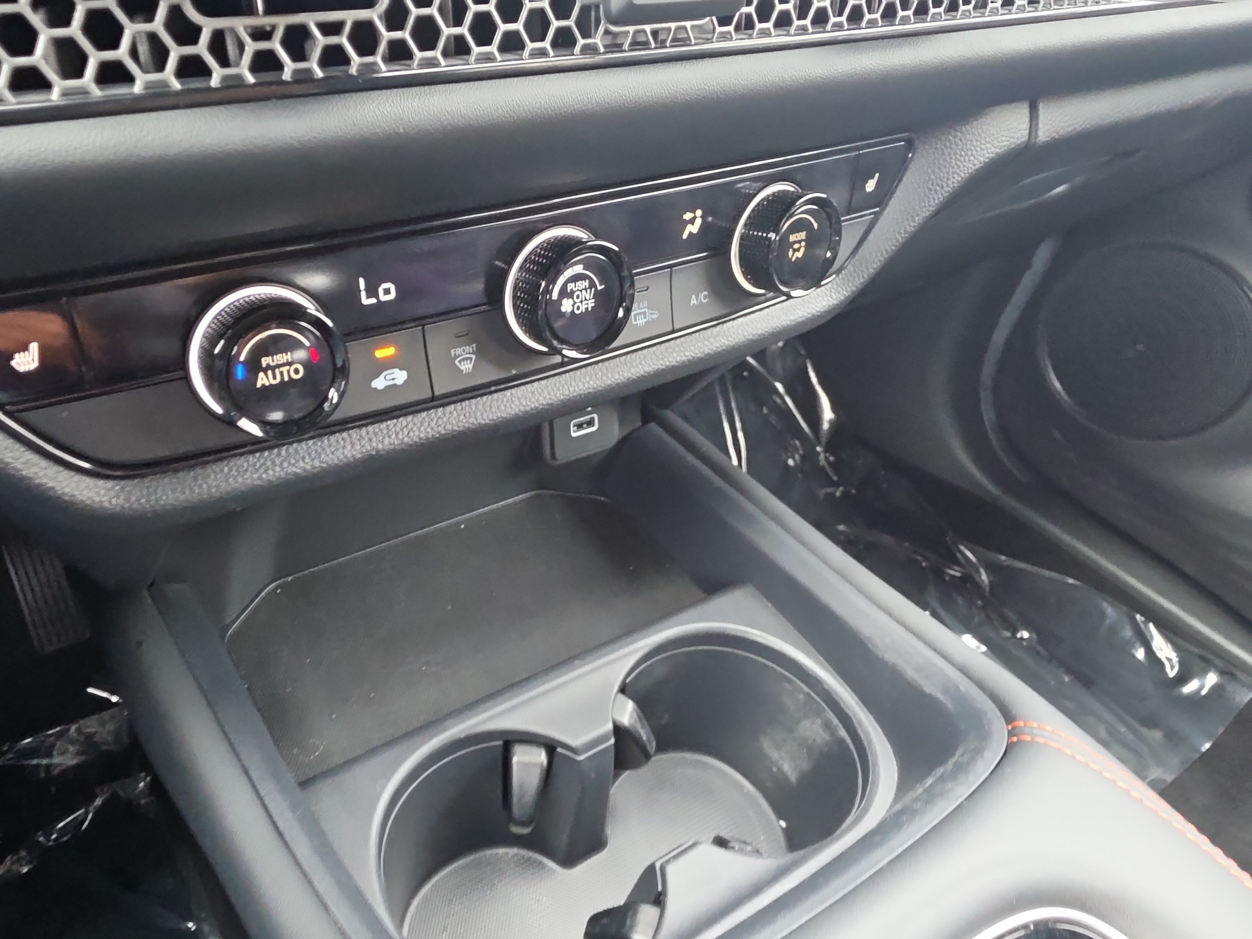 Certified 2024 Honda HR-V Sport image 26