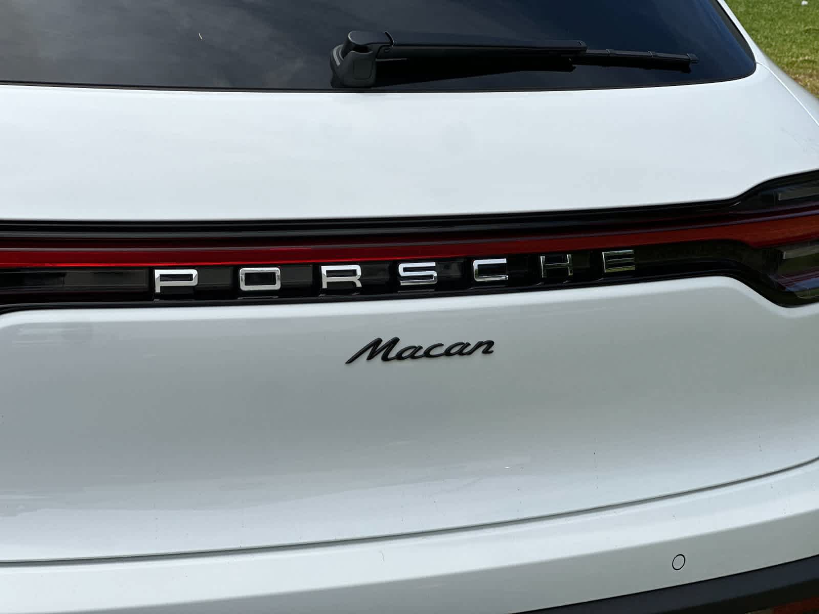 New 2026 Porsche Macan AWD/4WD image 32