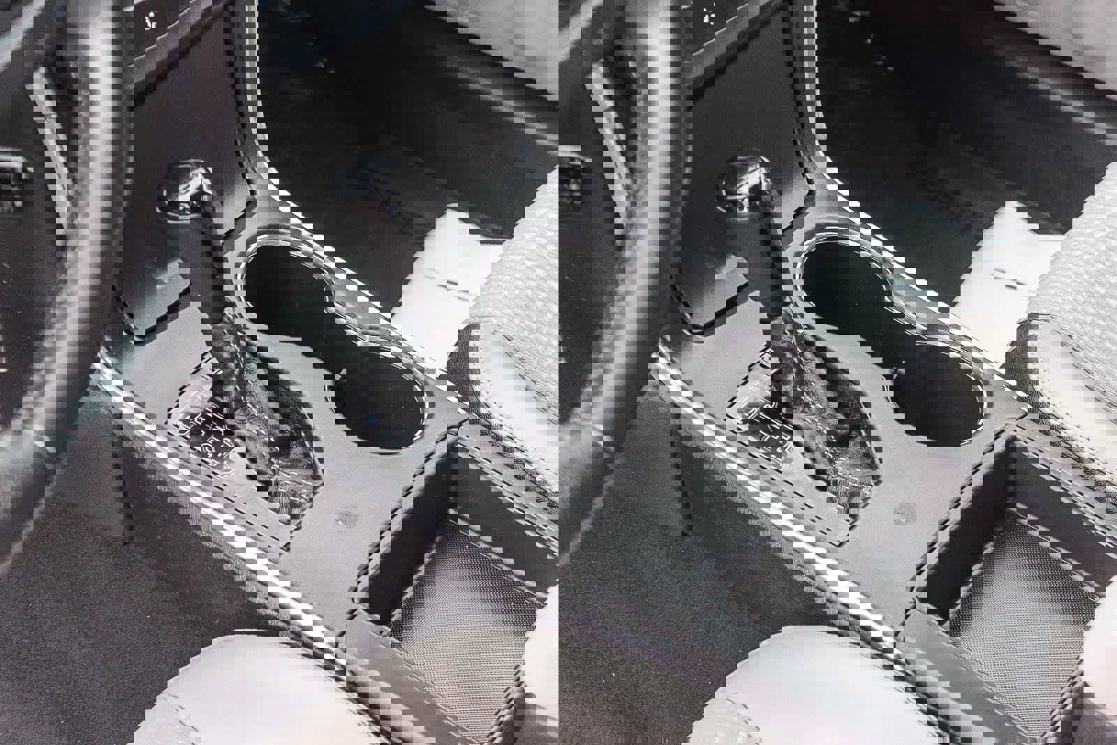 Used 2015 Toyota Camry SE FWD image 26