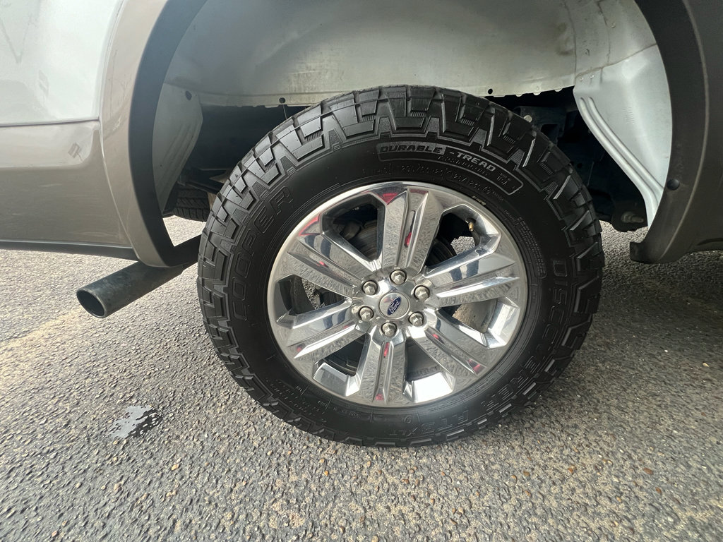 Used 2020 Ford F150 Lariat w/ Equipment Group 502A Luxury image 11