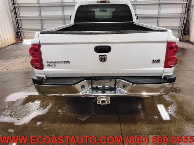 Used 2006 Dodge Dakota SLT w/ Trailer Tow Group AWD/4WD image 6