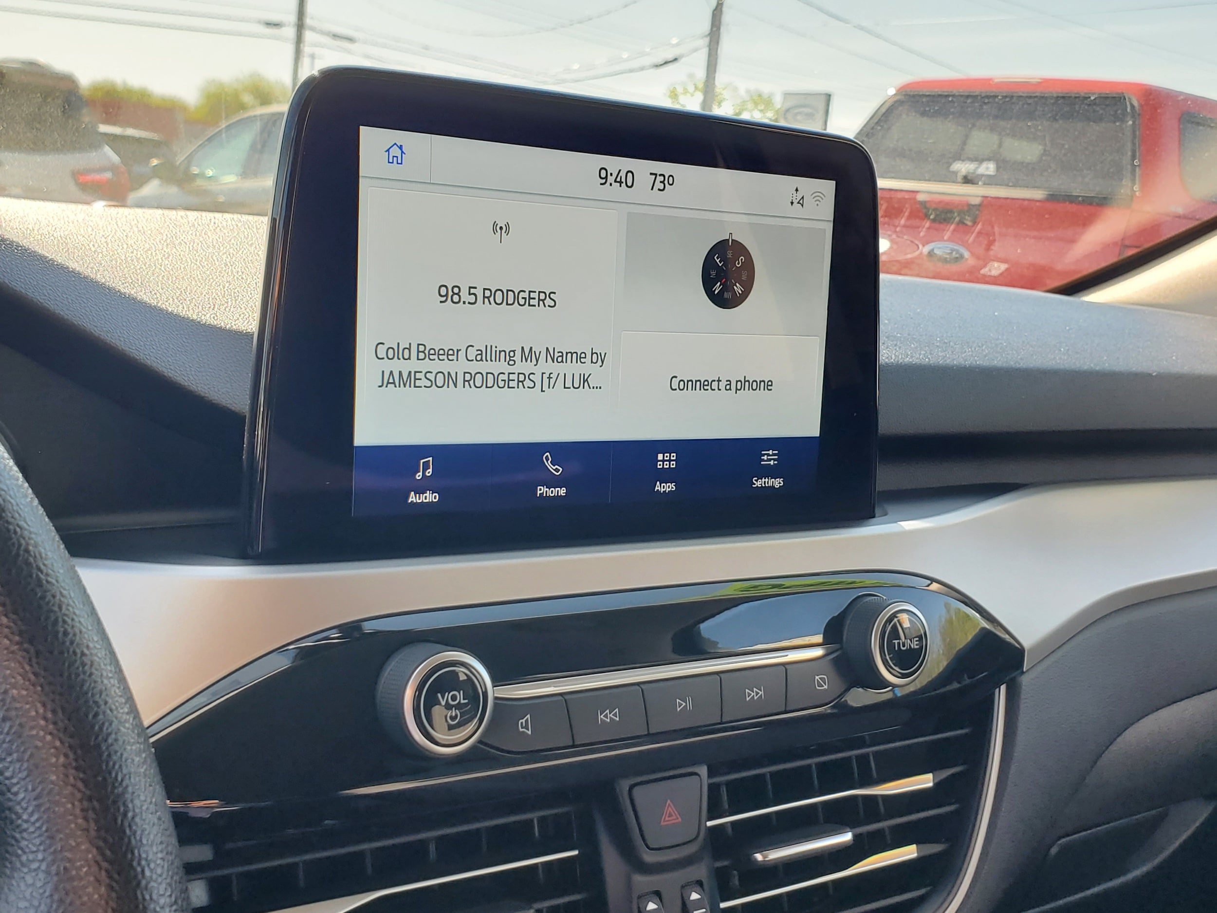 Used 2020 Ford Escape SE FWD image 18