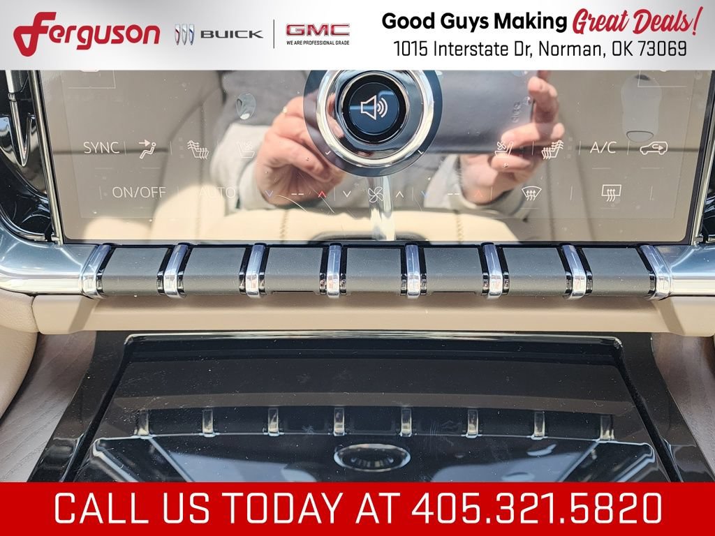 New 2026 GMC Yukon XL Denali w/ Sun & Power Step Package AWD/4WD image 33