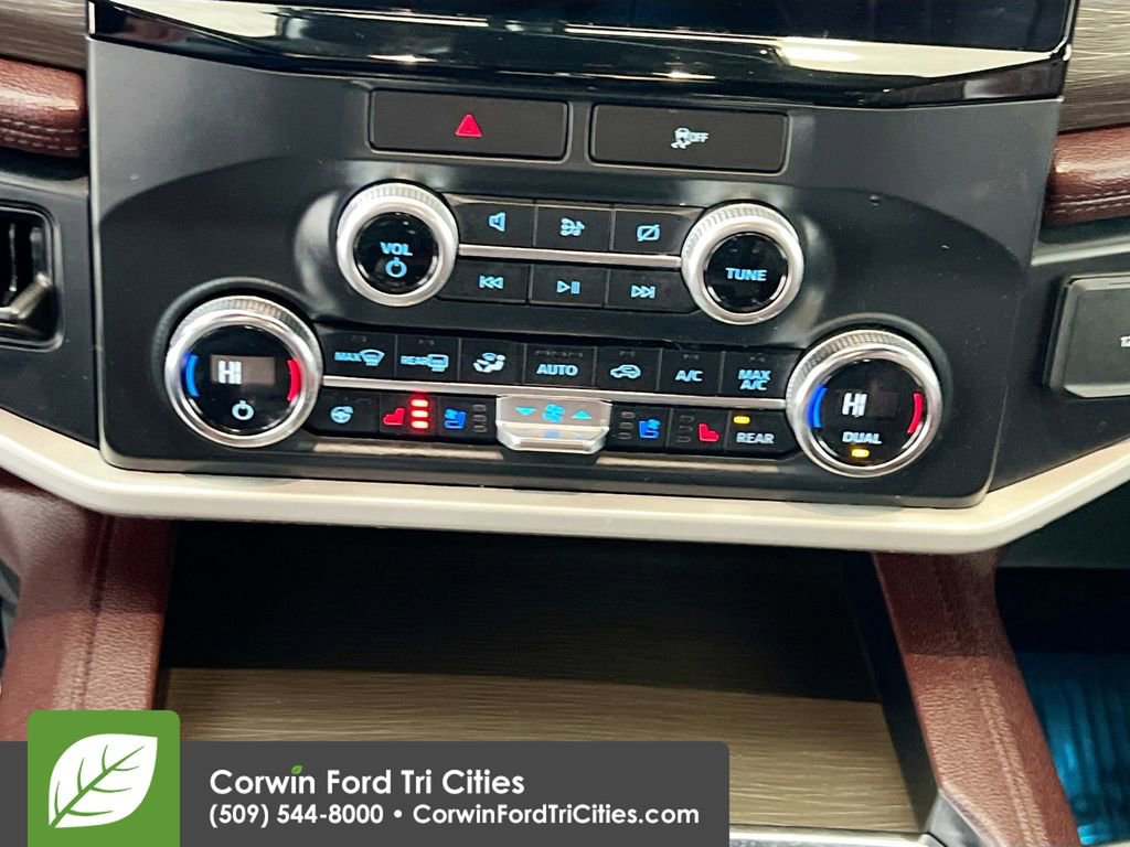 Used 2022 Ford Expedition Max Limited image 9