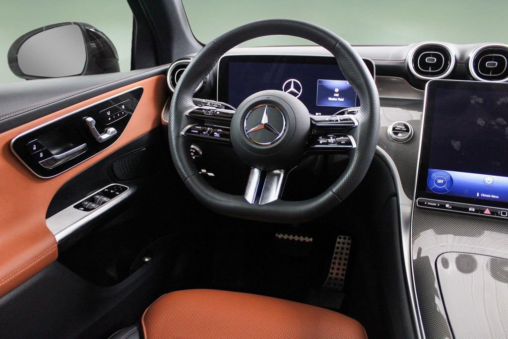 Used 2024 Mercedes-Benz GLC 300 image 18