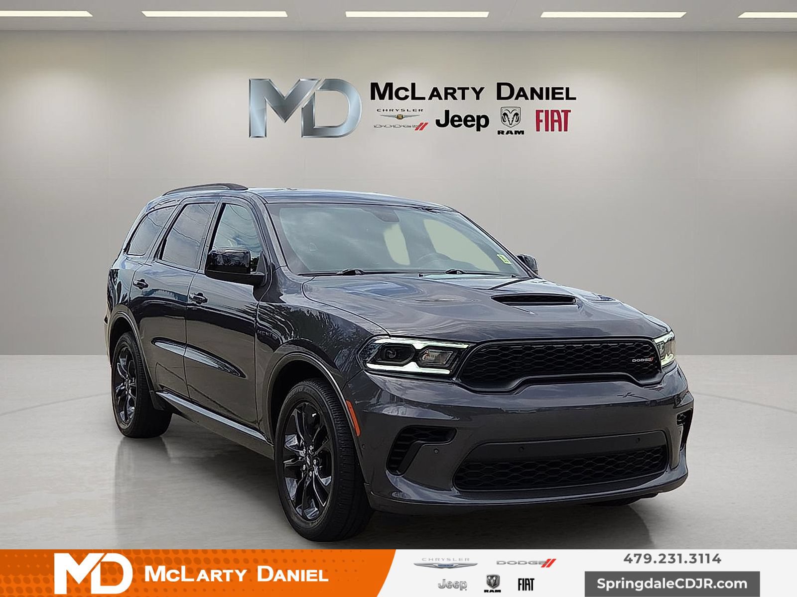 Used 2023 Dodge Durango R/T w/ Blacktop Package AWD/4WD image 1