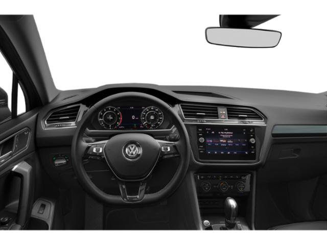 Used 2018 Volkswagen Tiguan SEL Premium image 10