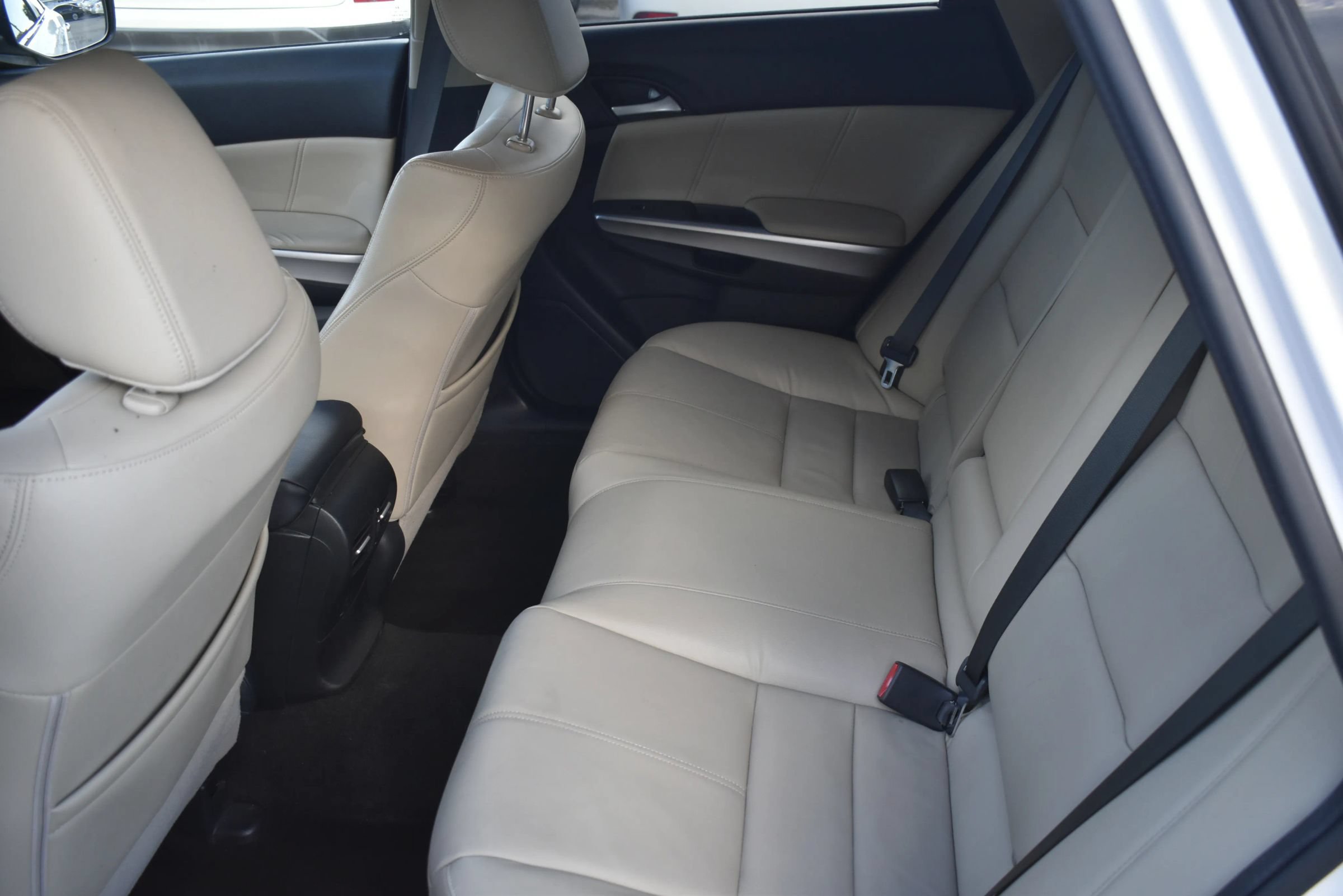 Used 2013 Honda Crosstour EX-L image 38