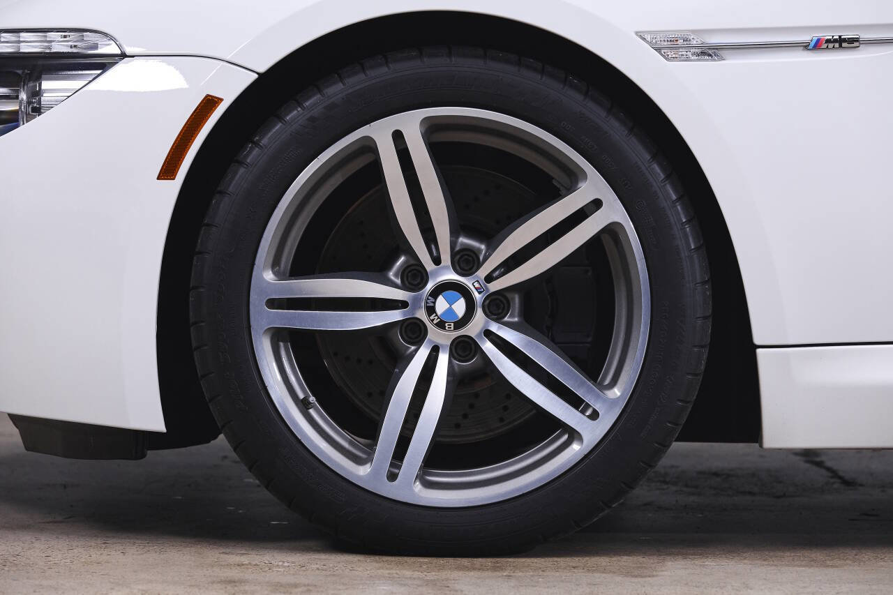 Used 2009 BMW M6 Coupe image 24