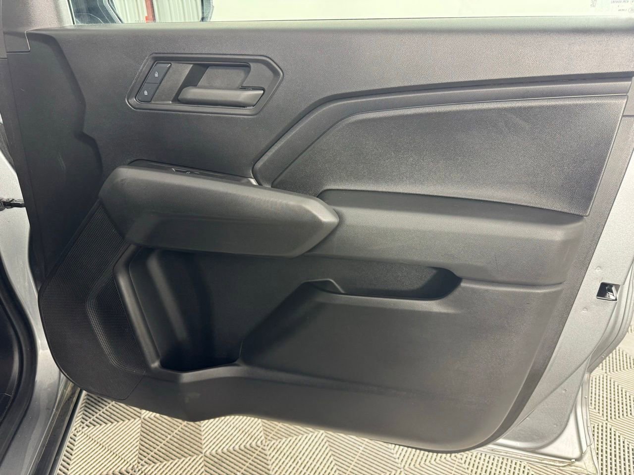 Used 2023 Chevrolet Colorado W/T image 30