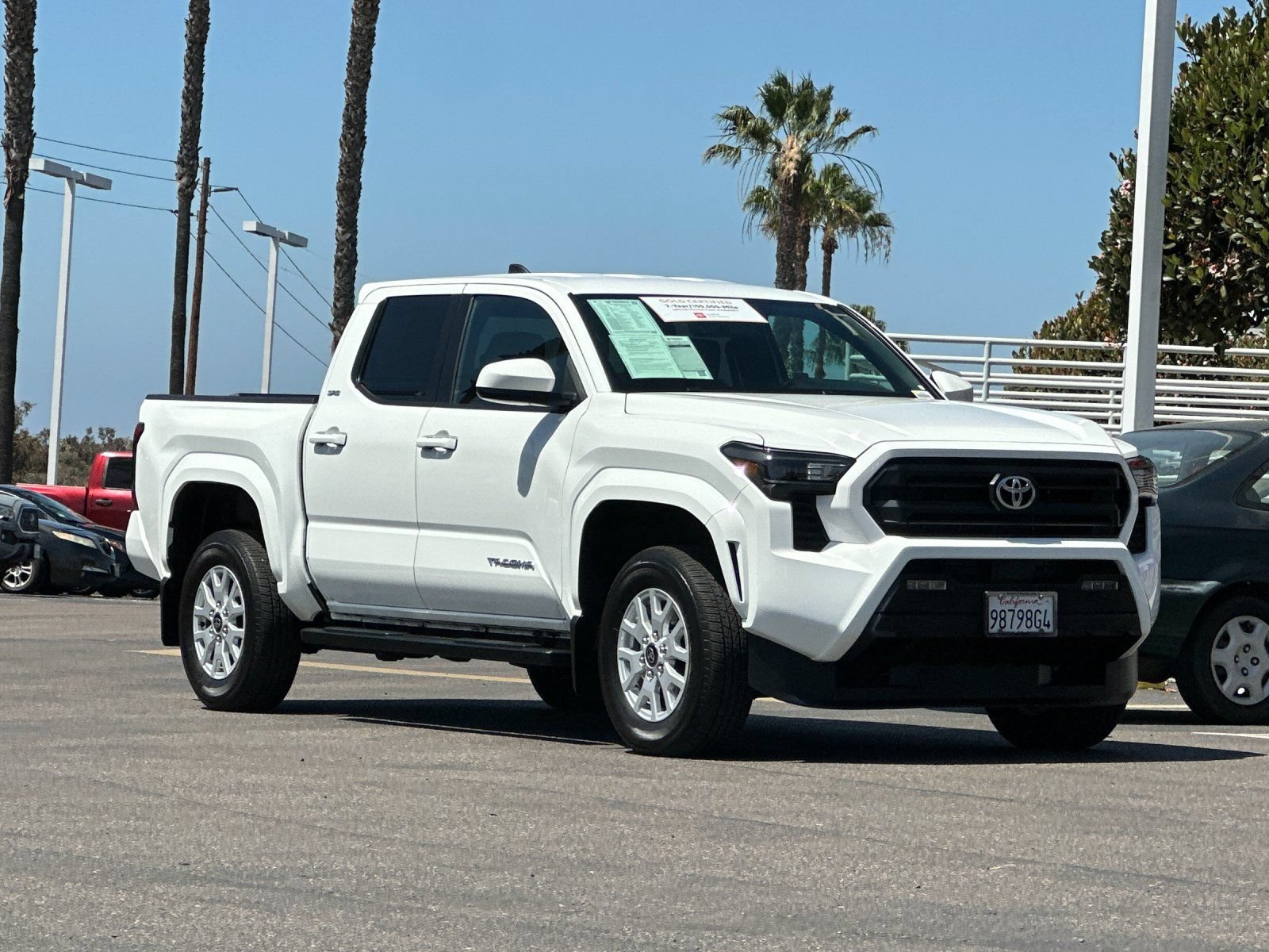 Used 2025 Toyota Tacoma SR5 AWD/4WD image 8