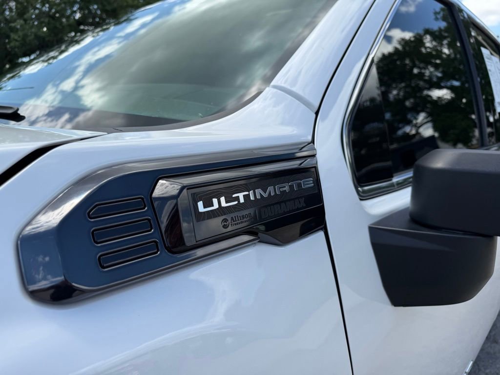 Used 2024 GMC Sierra 2500 Denali Ultimate AWD/4WD image 12