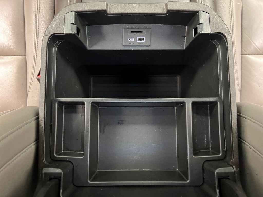 Used 2021 Chevrolet Suburban Z71 w/ Z71 Off-Road Package image 44