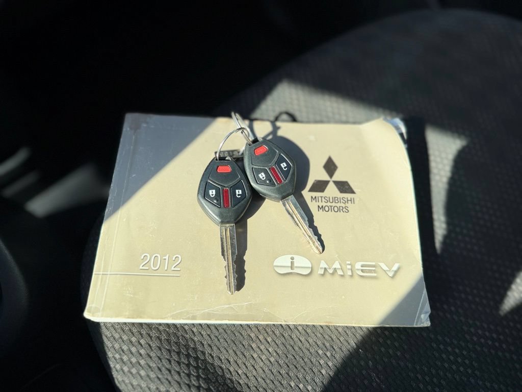 Used 2012 Mitsubishi i ES RWD image 28