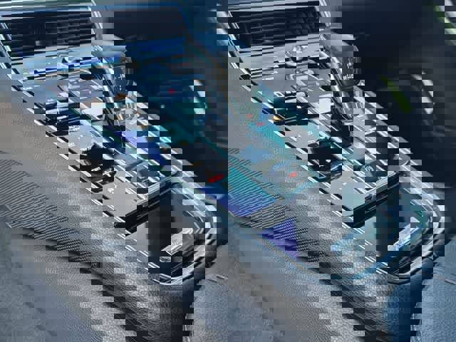 Used 2020 Porsche Panamera 4 image 25