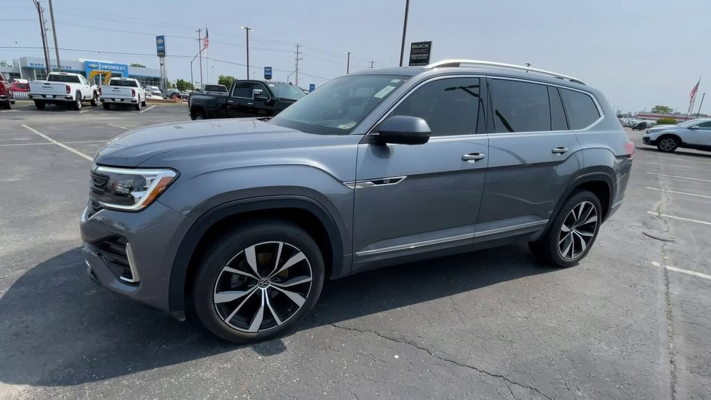 Used 2024 Volkswagen Atlas SEL Premium R-Line AWD/4WD image 6