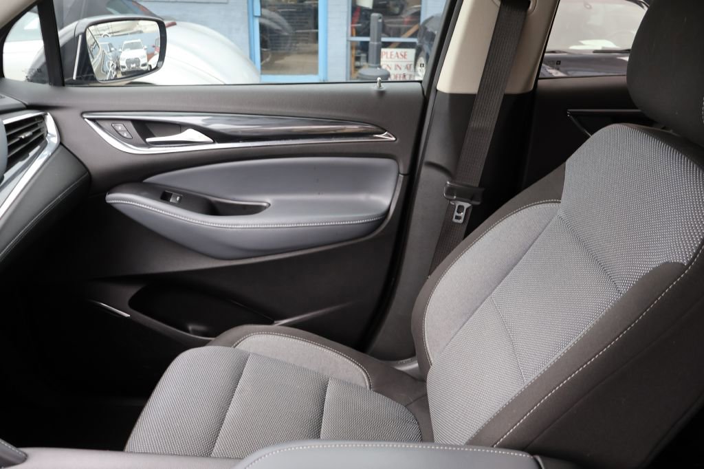 Used 2019 Buick Enclave Preferred w/ LPO, Cargo Package FWD image 40
