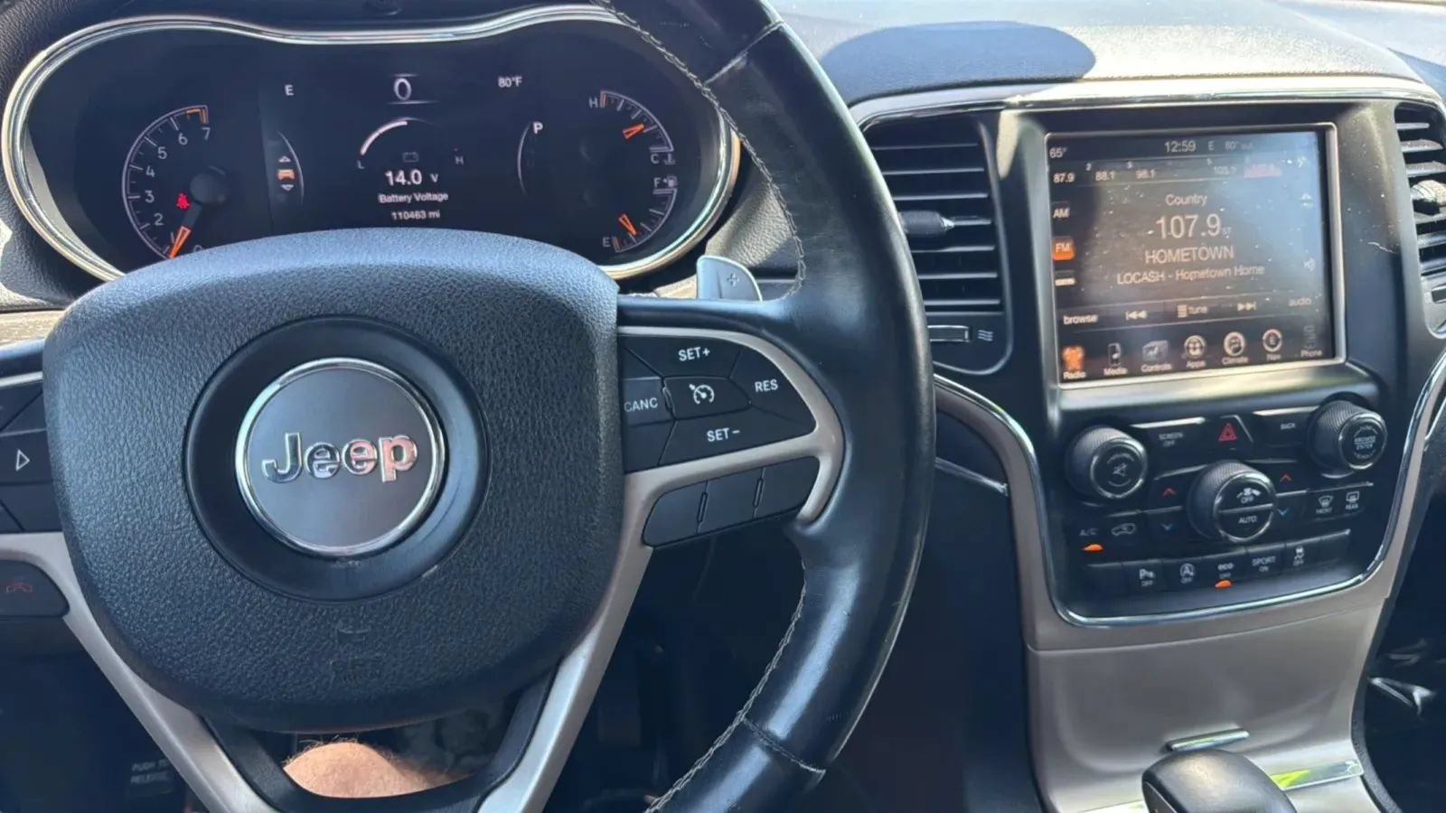 Used 2017 Jeep Grand Cherokee Limited w/ Luxury Group II RWD image 18