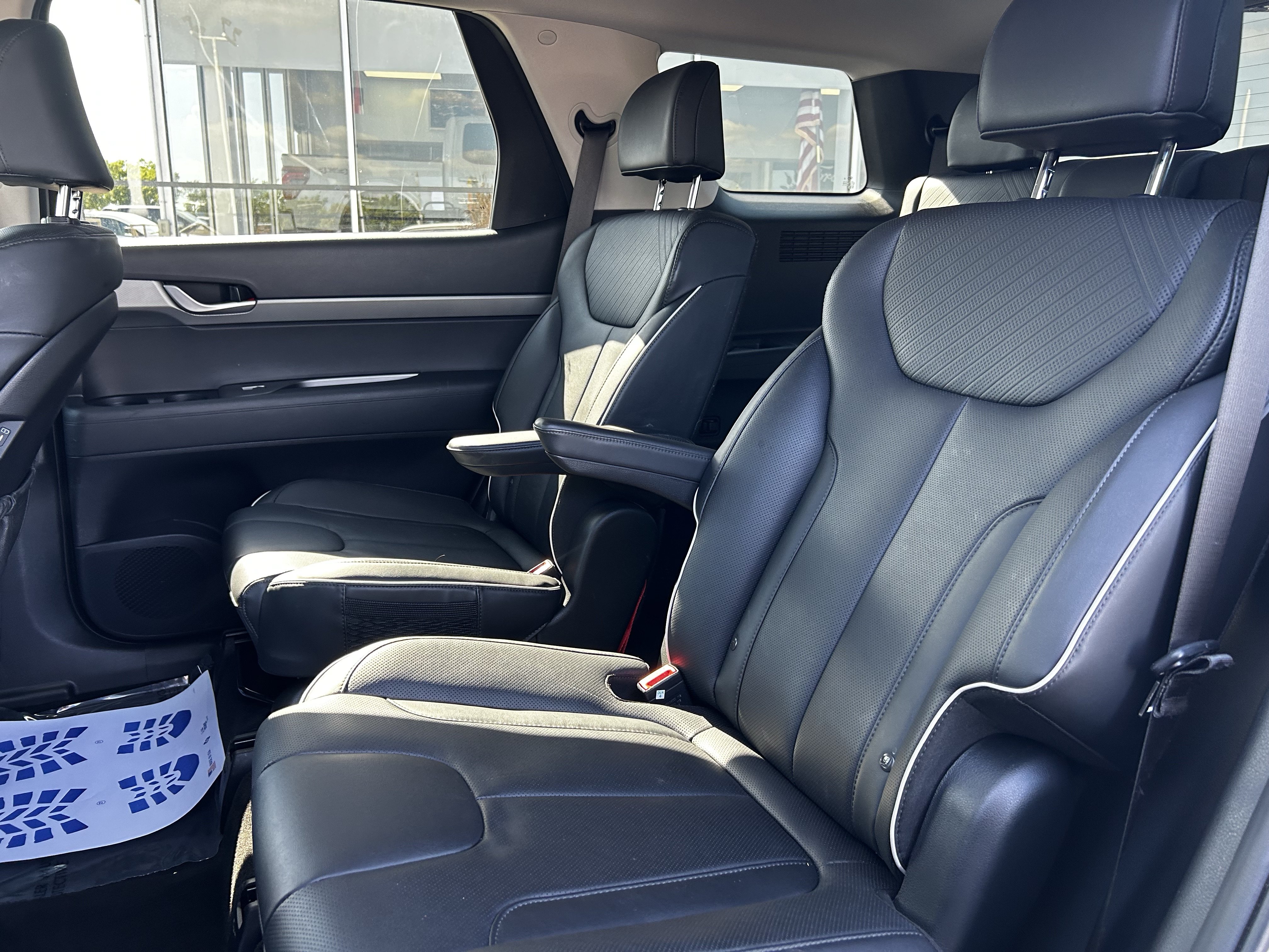 Used 2025 Hyundai Palisade SEL AWD/4WD image 18