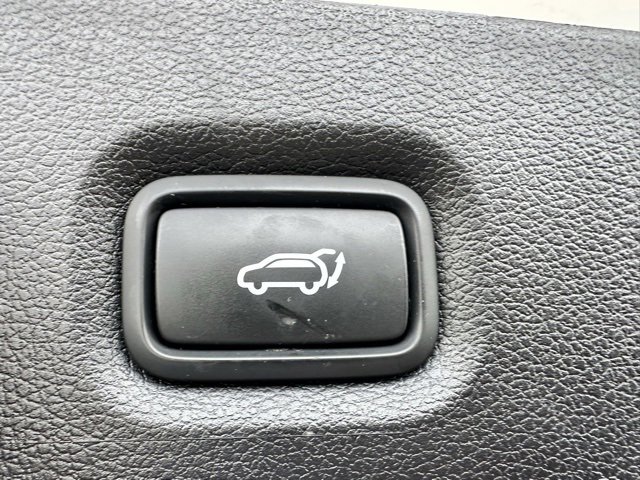 Used 2023 Hyundai Santa Fe Calligraphy w/ Cargo Package image 32