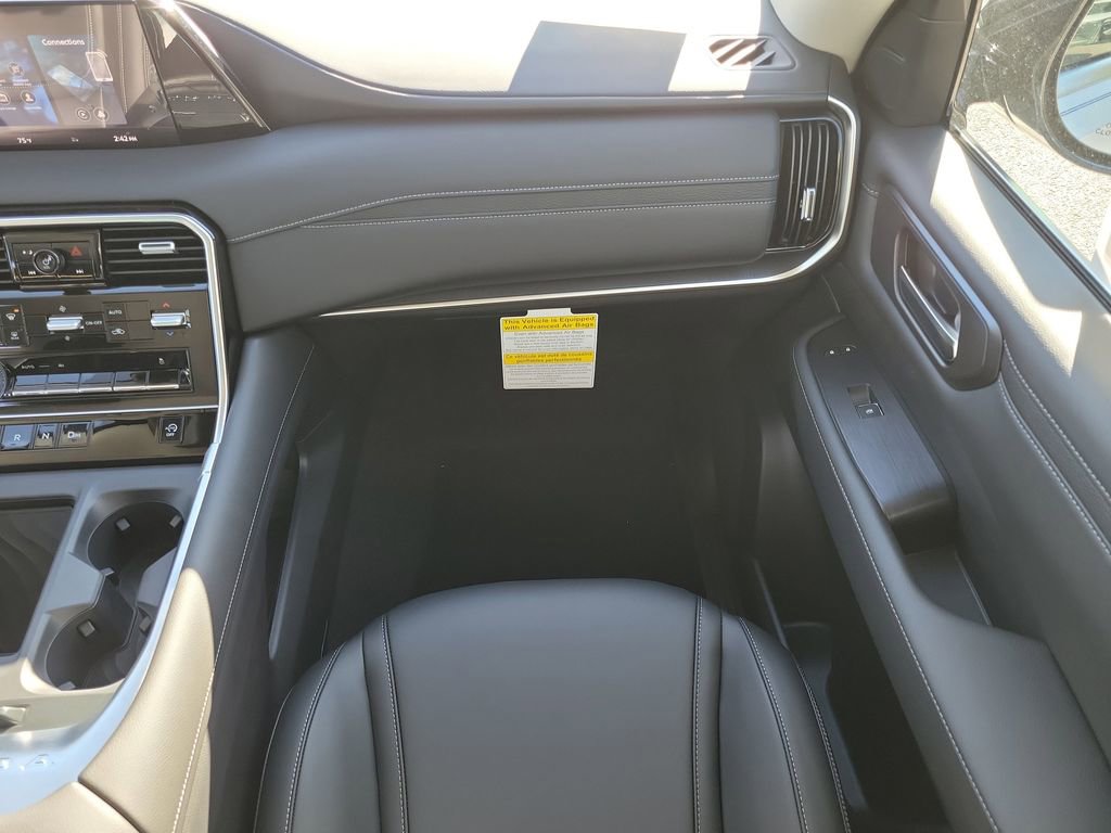 New 2026 Nissan Armada SV image 19