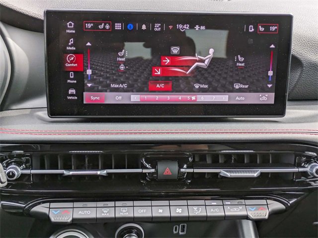 New 2024 Dodge Hornet R/T image 20