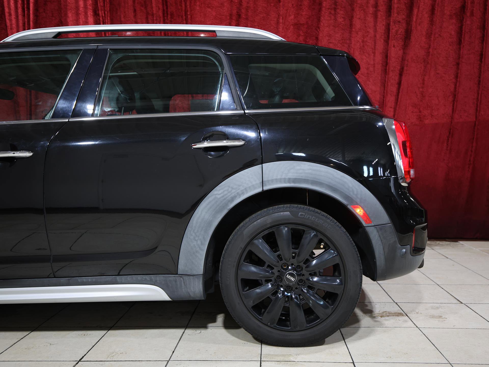 Used 2017 MINI Cooper Countryman S FWD image 6