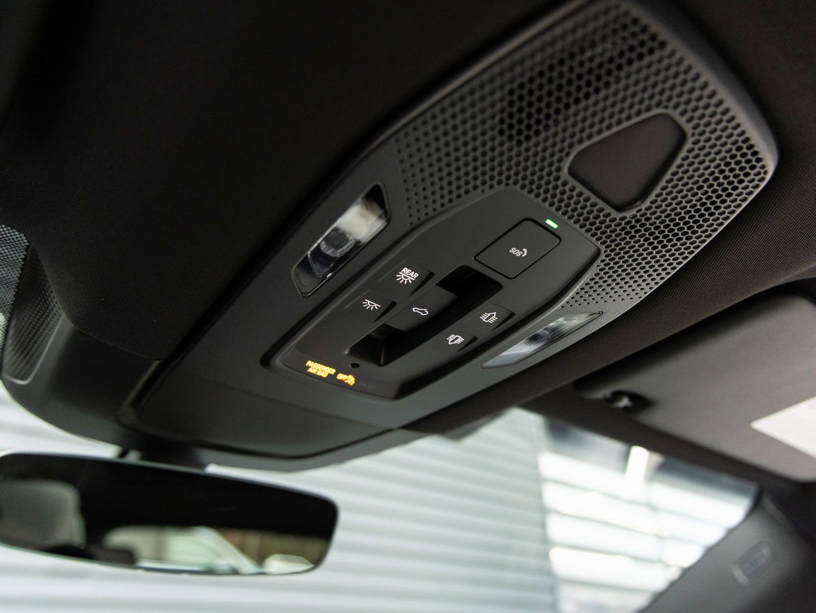 New 2025 Porsche Macan 4S Electric image 19