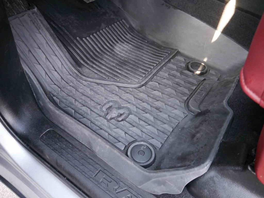 Used 2025 RAM 1500 Rebel image 30