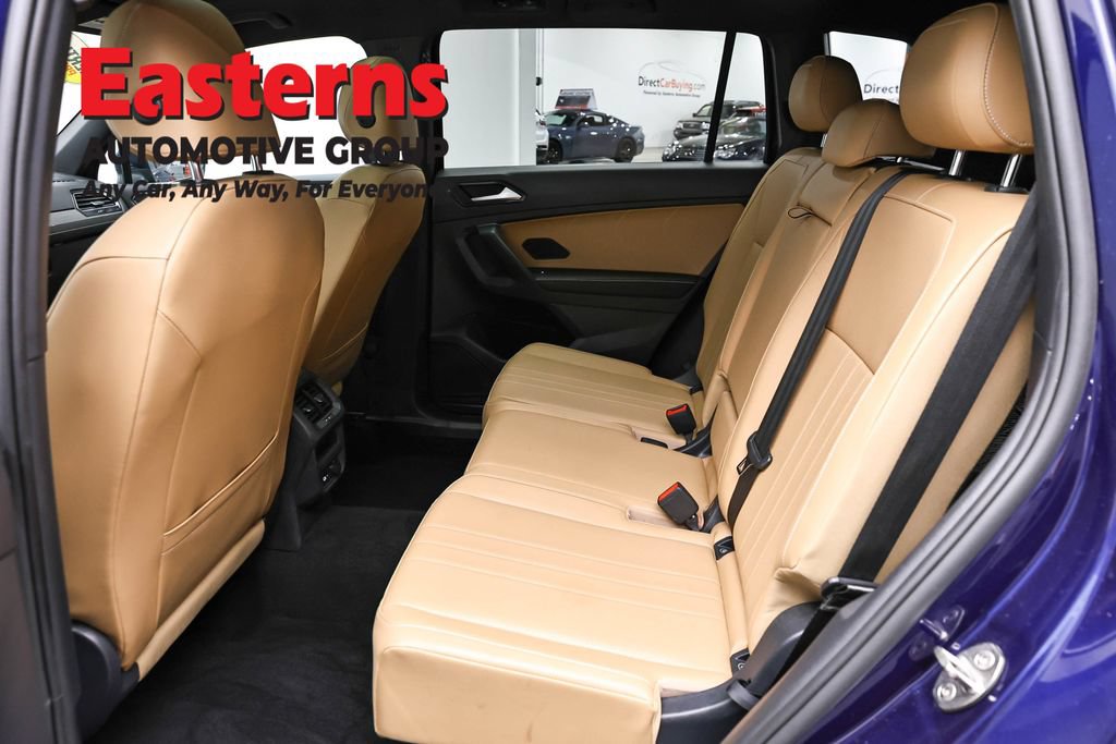 Used 2022 Volkswagen Tiguan SE w/ Panoramic Sunroof Package AWD/4WD image 41