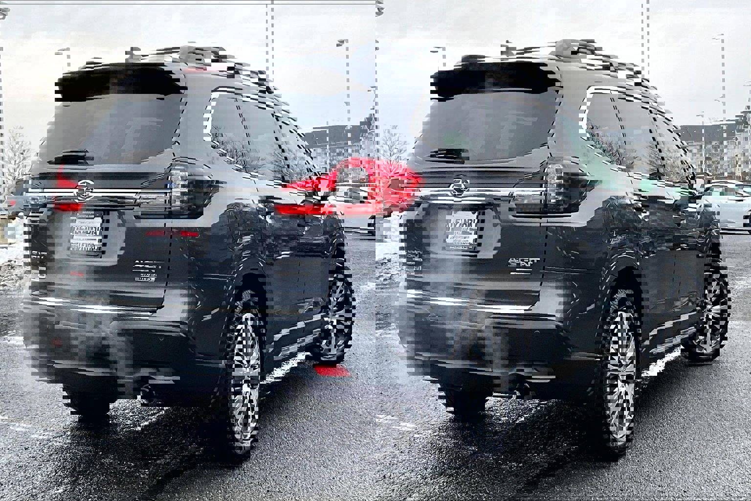 Used 2020 Subaru Ascent Limited w/ Technology Package image 12