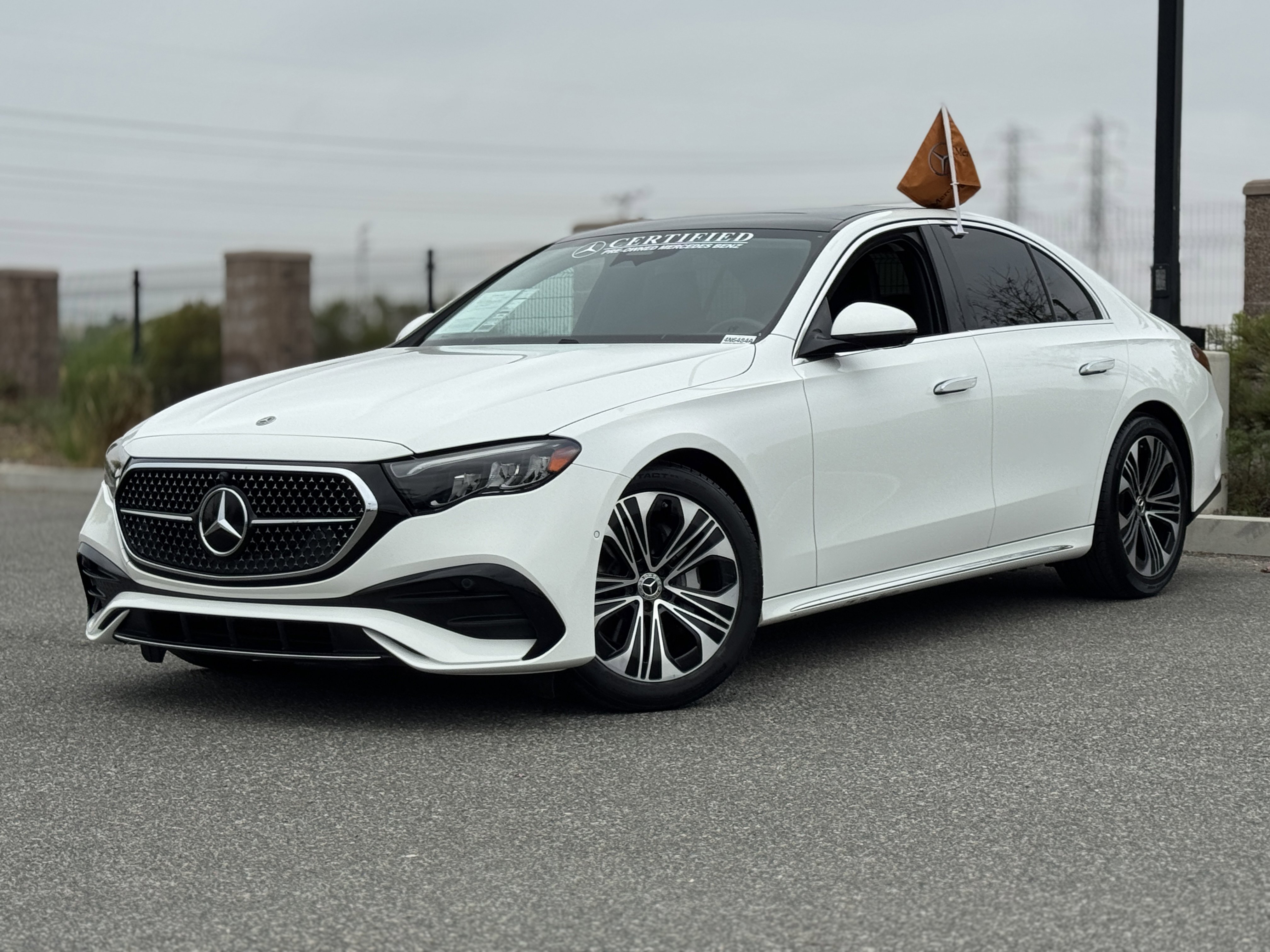 Used 2024 Mercedes-Benz E 350 4MATIC Sedan image 2