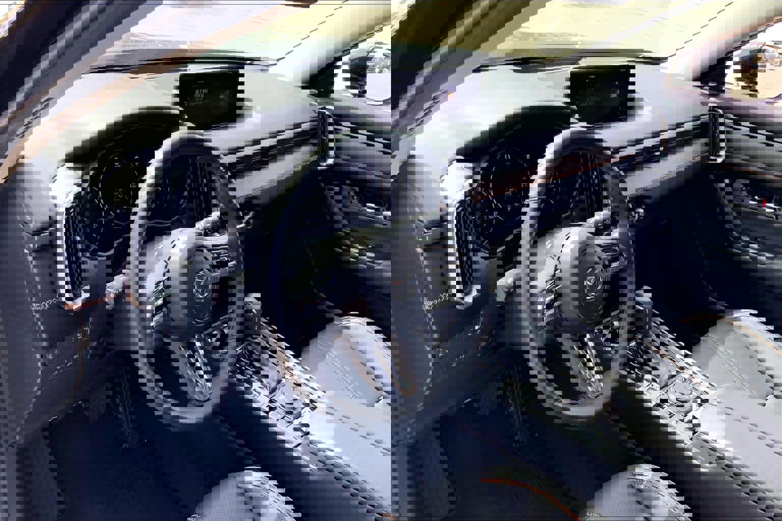 Certified 2025 MAZDA CX-50 AWD 2.5 Hybrid w/ Premium Pkg image 18