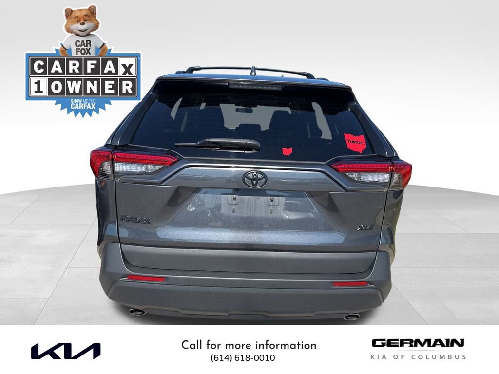 Used 2020 Toyota RAV4 XLE image 3