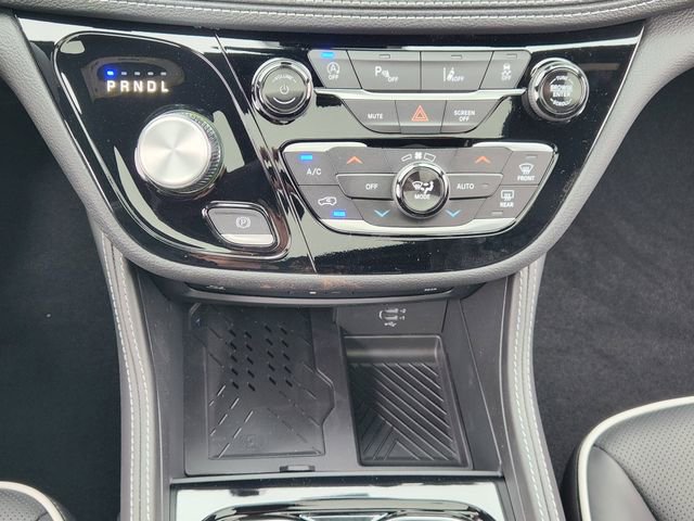 New 2026 Chrysler Pacifica Limited FWD image 15