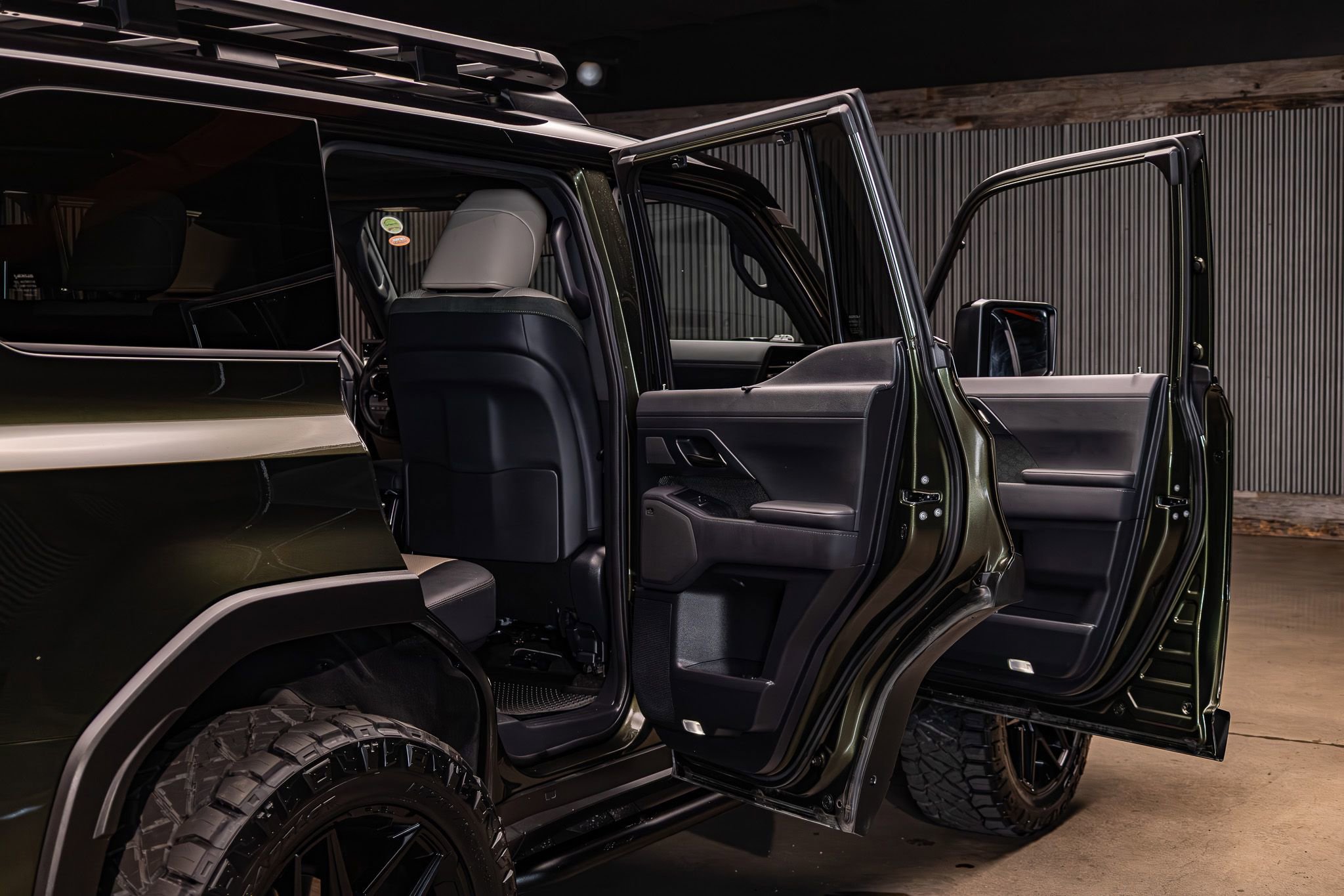 Used 2024 Lexus GX 550 image 29