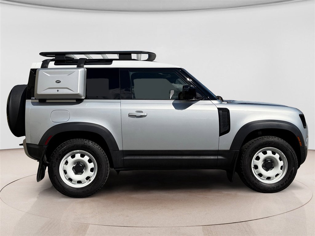 Used 2023 Land Rover Defender 90 S image 6