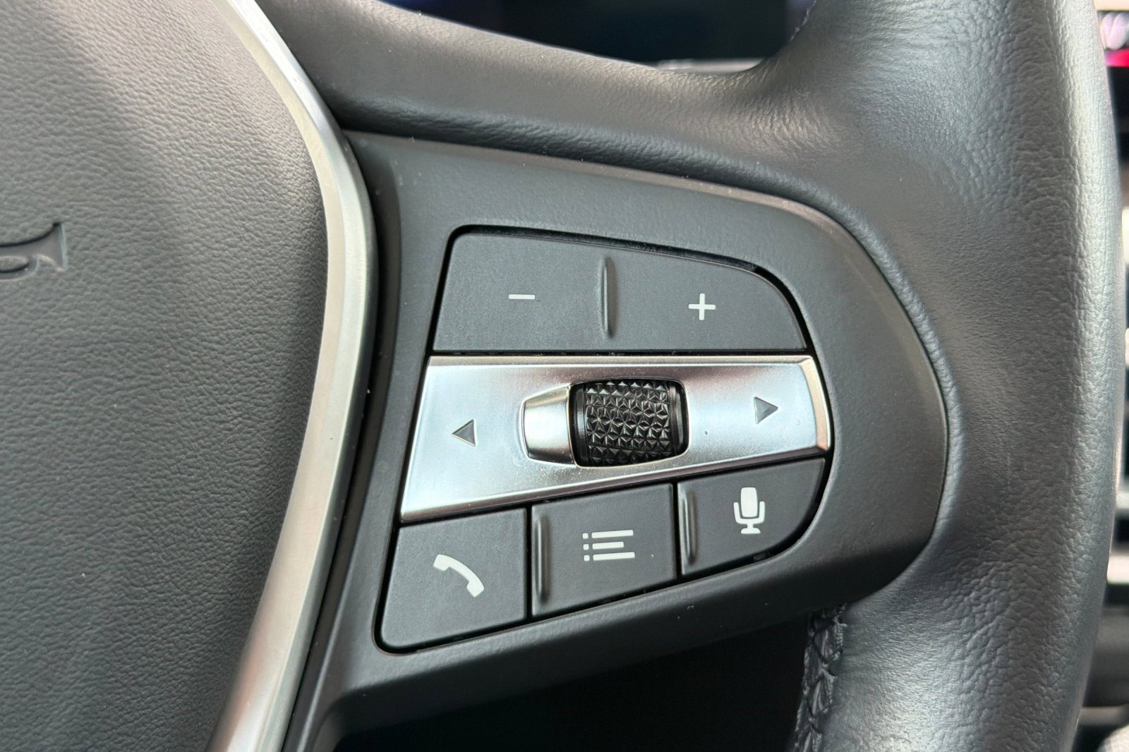 Certified 2023 BMW i4 eDrive40 w/ Premium Package image 31