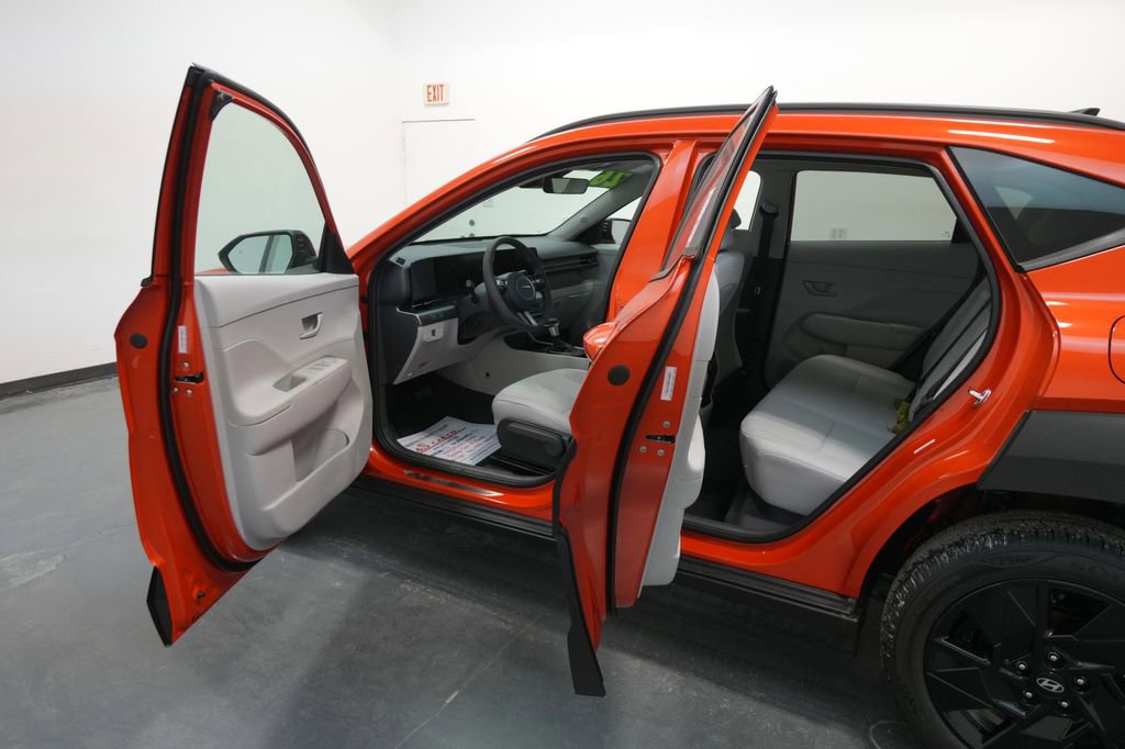 New 2026 Hyundai Kona SEL Sport AWD/4WD image 18