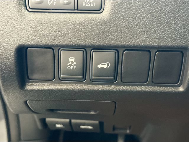 Used 2016 Nissan Murano SL w/ SL Technology Package AWD/4WD image 11